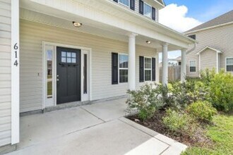 614 Carat Ct in Jacksonville, NC - Building Photo - Building Photo
