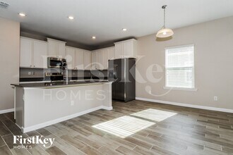 15803 Douglas Lake Dr in Jacksonville, FL - Building Photo - Building Photo