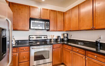 9021 E Dry Creek Rd in Centennial, CO - Building Photo - Building Photo