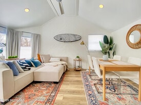 110 Curtis Pl in Manasquan, NJ - Building Photo