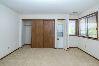 Bel-Oak Apartments in Milwaukee, WI - Foto de edificio - Building Photo