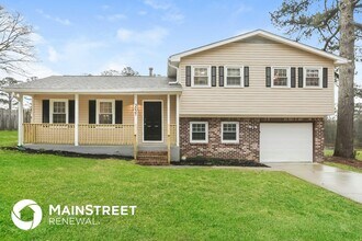 3037 Kathy Ln NW in Conyers, GA - Building Photo - Building Photo