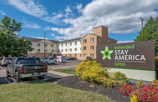 Furnished Studio-Cincinnati - Blue Ash - K in Blue Ash, OH - Building Photo