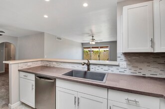 2515 E Villa Maria Dr in Phoenix, AZ - Building Photo - Building Photo