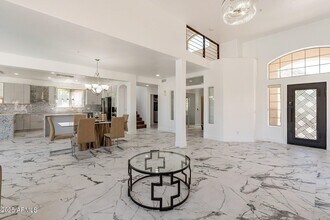 11525 E Desert Willow Dr in Scottsdale, AZ - Foto de edificio - Building Photo