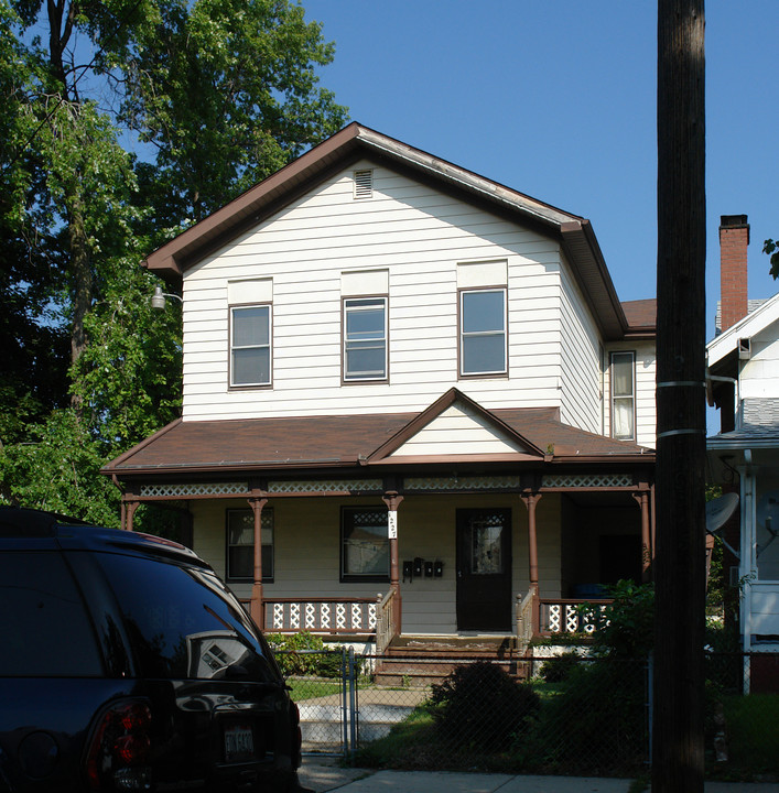 1227 N Superior St in Toledo, OH - Building Photo