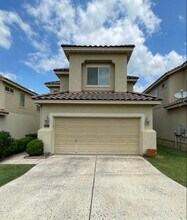 3911 Woodbridge Way in San Antonio, TX - Building Photo - Building Photo