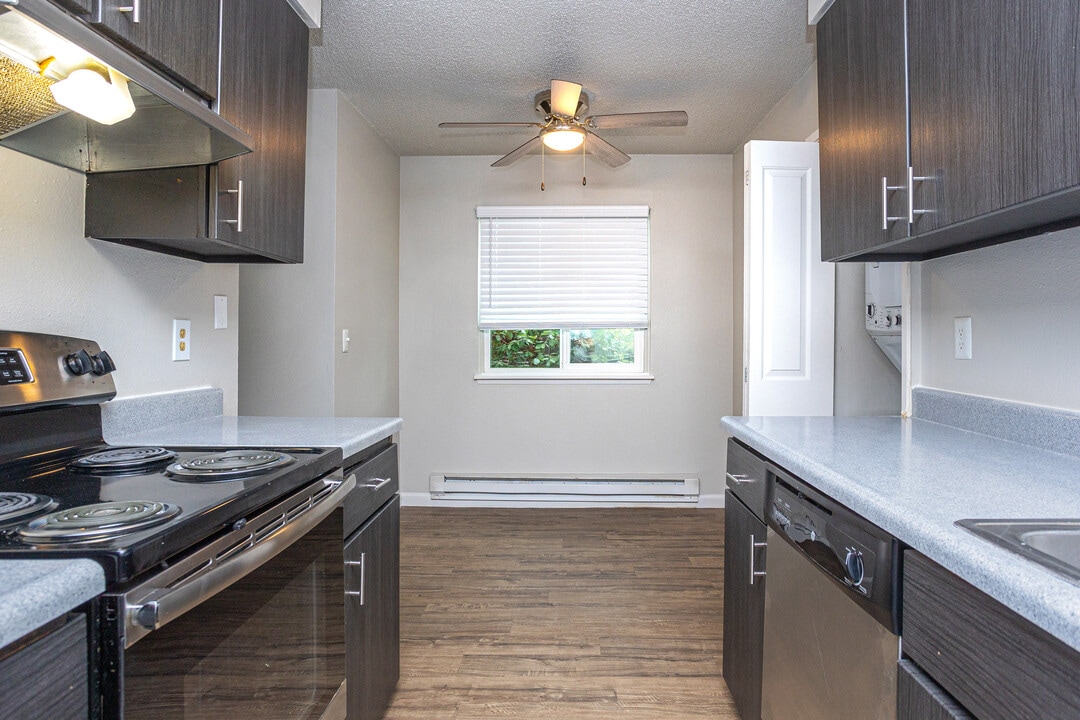 Madison at River's Edge Apartments in Auburn, WA - Foto de edificio