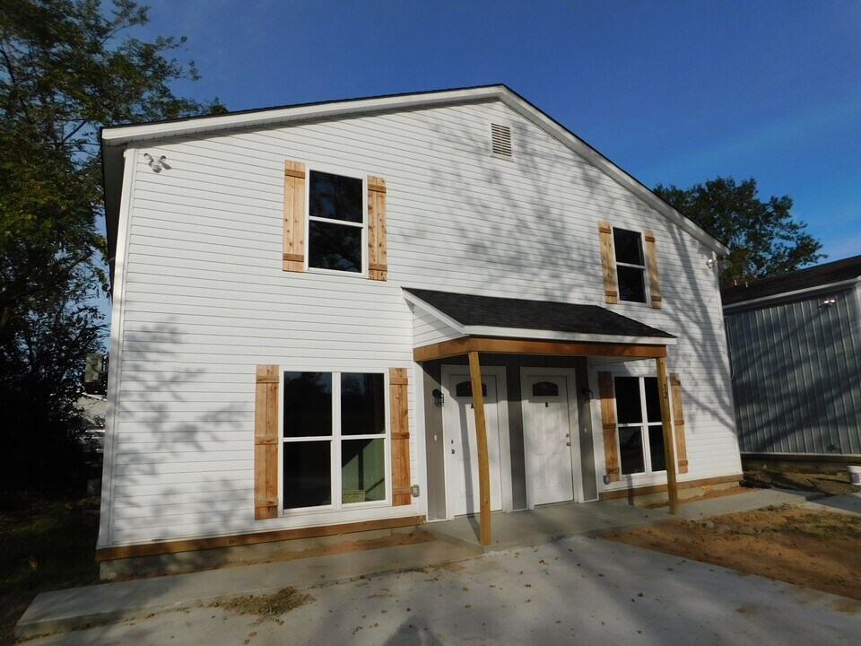 12 S 25th St-Unit -A in Van Buren, AR - Building Photo