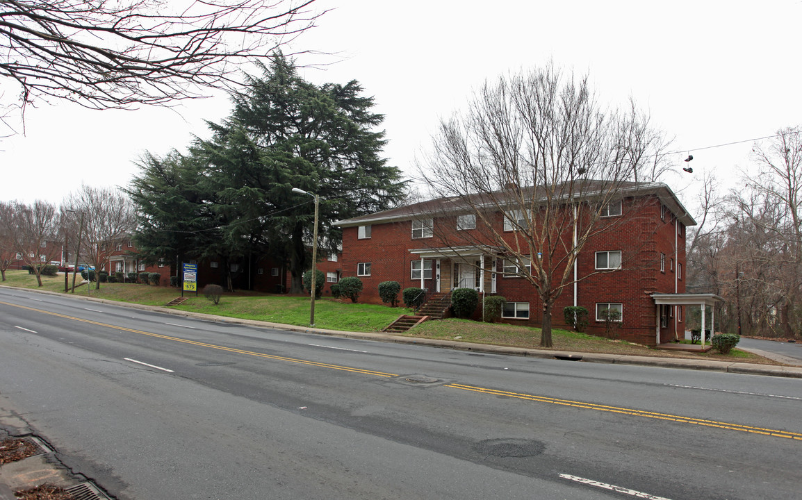 Kingston Apartments in Charlotte, NC - Building Photo