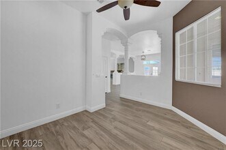 1135 Hidden Mist St in Henderson, NV - Foto de edificio - Building Photo