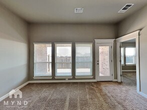 18114 Manera Wy in Edmond, OK - Foto de edificio - Building Photo