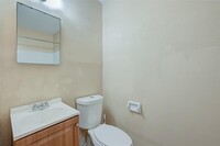 5220 Chapman St photo'