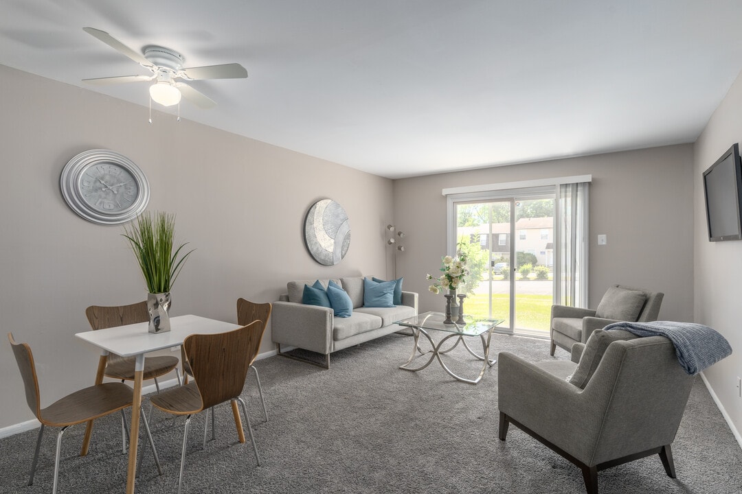The Crossings at Glassboro in Glassboro, NJ - Building Photo