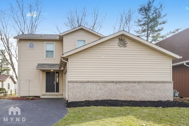 property at 83 Woodrow Ave
