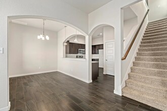 303-307 Creekside Curve in New Braunfels, TX - Building Photo - Building Photo