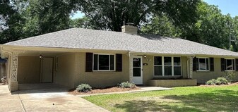 3634 Cloverdale Rd in Montgomery, AL - Building Photo