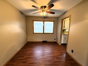 2515 Richmond N in Wichita, KS - Foto de edificio - Building Photo