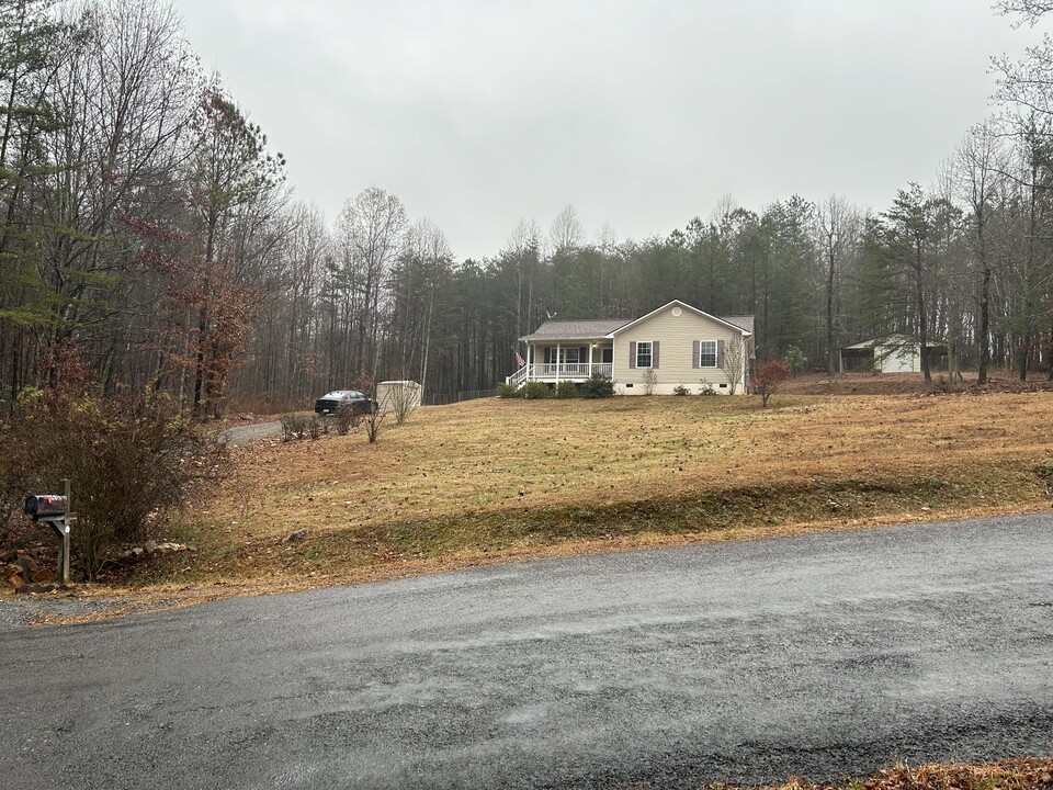 148 Holly Hill Rd in Jasper, GA - Building Photo