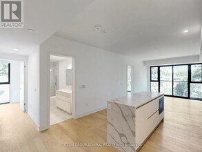 200 Keewatin Ave in Toronto, ON - Building Photo - Building Photo