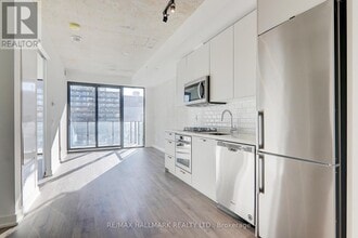 55 Ontario St in Toronto, ON - Building Photo - Building Photo