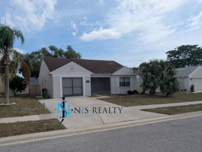 8404 Duval Dr in Port Richey, FL - Building Photo - Building Photo