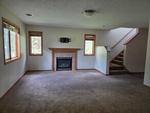 208 Coves Ct in Amery, WI - Building Photo - Building Photo