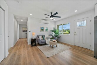 403 Lokelau Pl in Kailua, HI - Building Photo - Building Photo