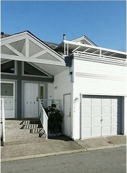 Wyndham Estates in Surrey, BC - Building Photo - Building Photo
