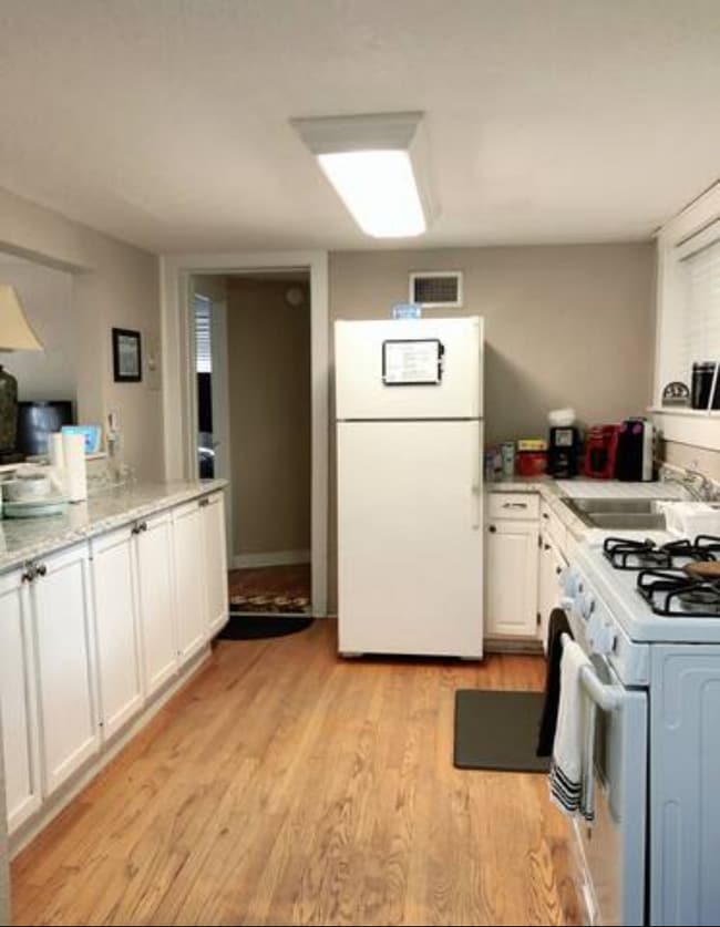 18 N Brown Ave, Unit 18 in Orlando, FL - Foto de edificio - Building Photo