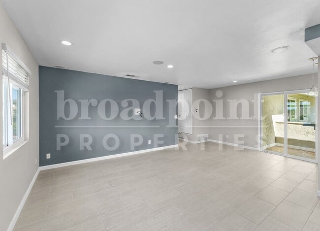 2512 Wanek Rd in Escondido, CA - Building Photo - Building Photo