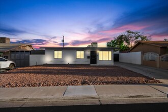 4315 Ridgedale Ave in Las Vegas, NV - Building Photo - Building Photo