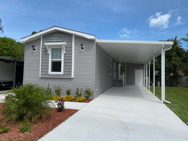 property at 2 Spring Dr