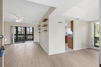 41 Hembury Ln in Palm Coast, FL - Building Photo - Building Photo