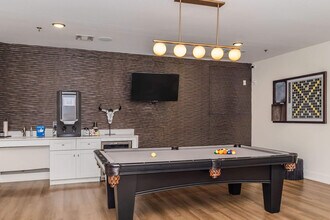 27TwentySeven in Dallas, TX - Foto de edificio - Building Photo