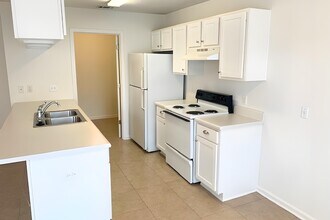 499 Spring Brook Ln in Mary Esther, FL - Building Photo - Building Photo