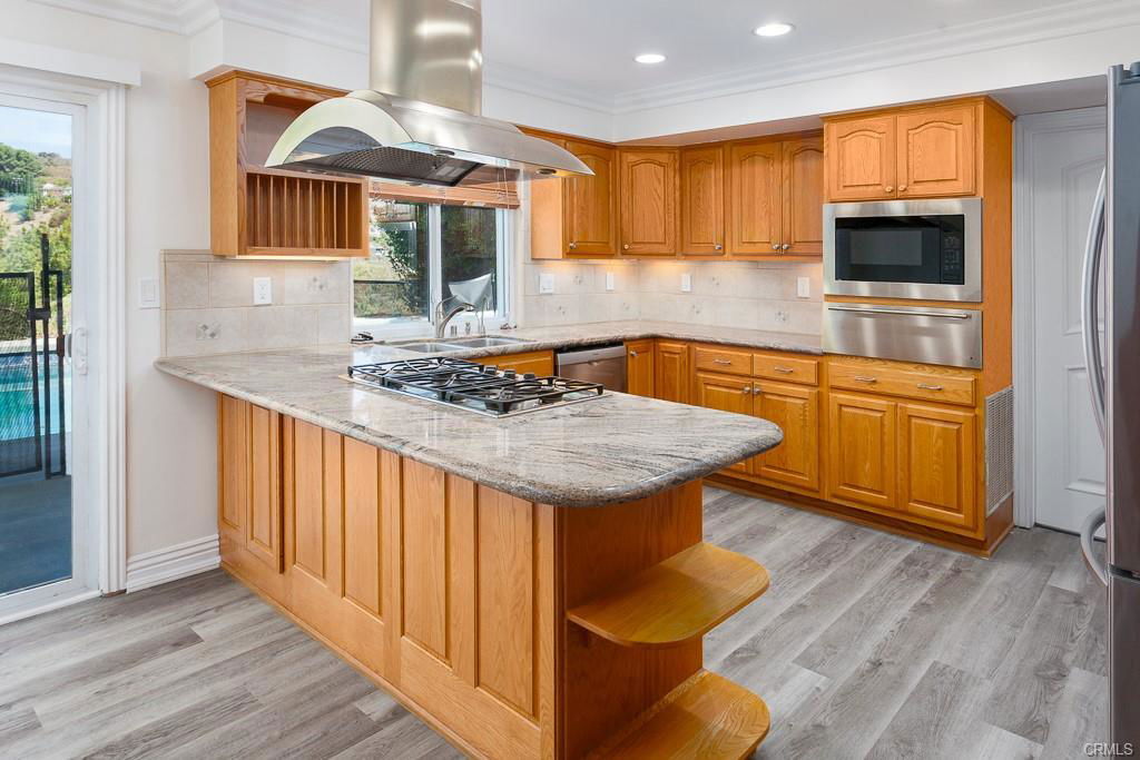 6427 Dunlo Pl in Los Angeles, CA - Building Photo
