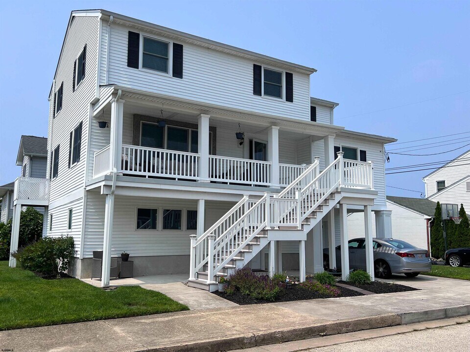 8503 Fremont Ave in Margate City, NJ - Building Photo