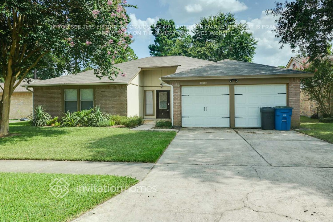 4803 Owens Creek Ln in Spring, TX - Building Photo