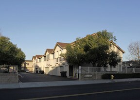 Arbor Lane Apartments in Placentia, CA - Building Photo