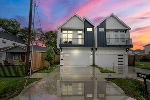 6815 Paris St in Houston, TX - Building Photo