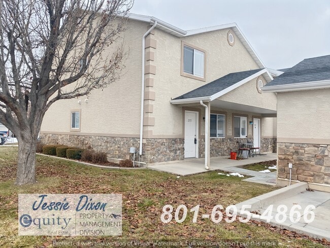 2355 N 275 E in North Ogden, UT - Building Photo - Building Photo
