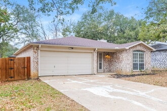 1114 Hidden Creek Dr in Mansfield, TX - Building Photo - Building Photo