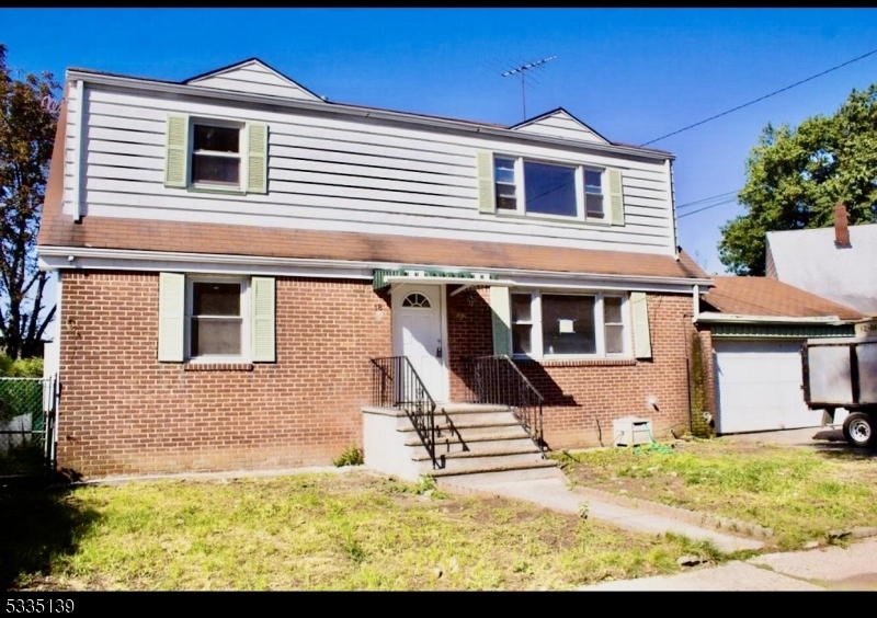 18 Campfield St in Irvington, NJ - Building Photo