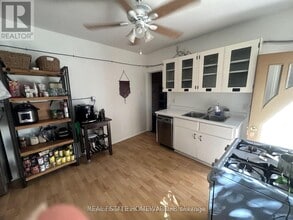 1297 Gerrard St E in Toronto, ON - Building Photo - Building Photo