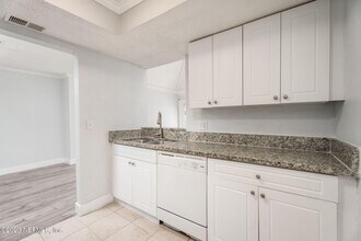 3866 Campenero Ct in Jacksonville, FL - Building Photo - Building Photo