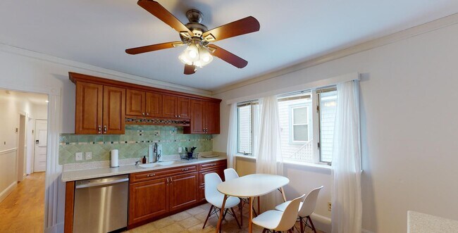 30 Roseclair St, Unit 1 in Boston, MA - Building Photo - Building Photo