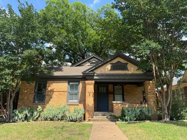 property at 1322 Hollywood Ave