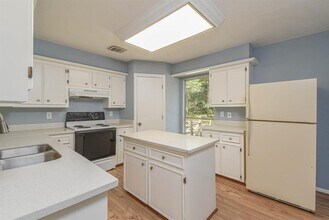 3680 Woodpeckers Grove in Cleveland, TX - Building Photo - Building Photo