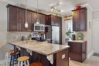 2711 Bay Club Dr in Navarre, FL - Building Photo - Building Photo